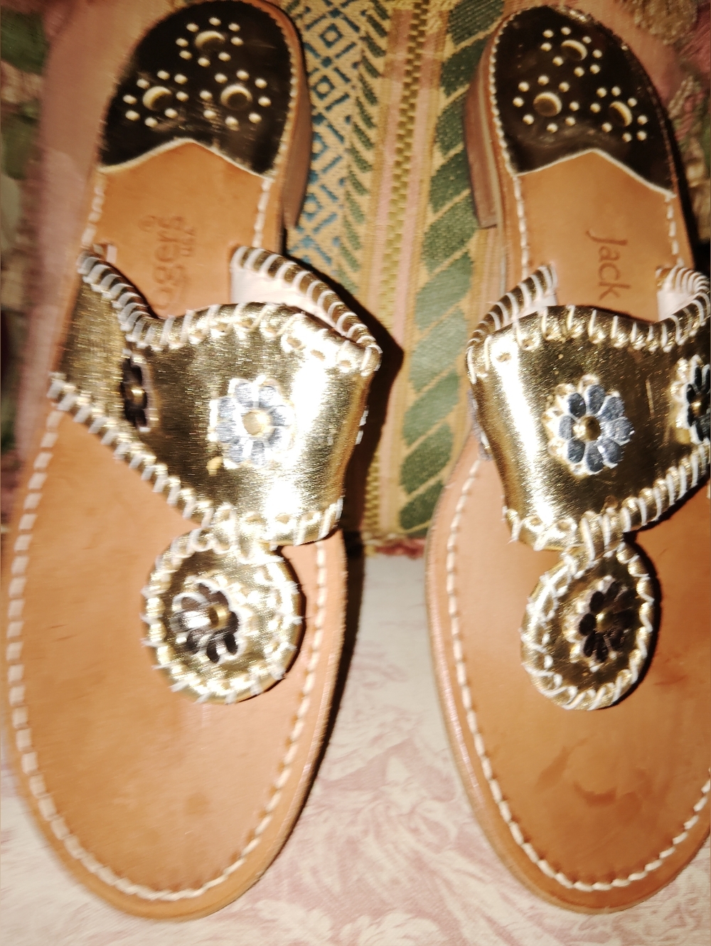 Jack Rogers Gold Navajo Thong Sandals Sz 8 M